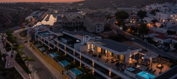 3 bedrooms Penthouse in Albufeira, Portugal No. 12970 35