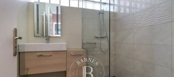 6 bedrooms House in Bievres, France No. 180746 24