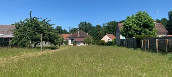 438m² Land in Maintenon, France No. 255846 2