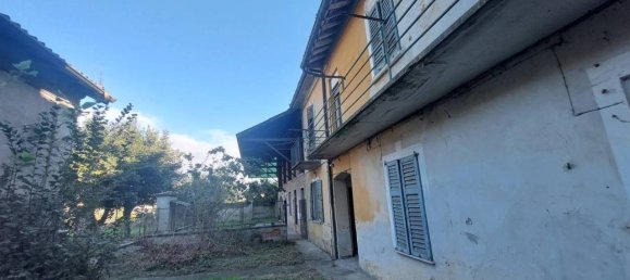 8-Zimmer Haus in Pieve Porto Morone, Italy, Nr. 83130 15