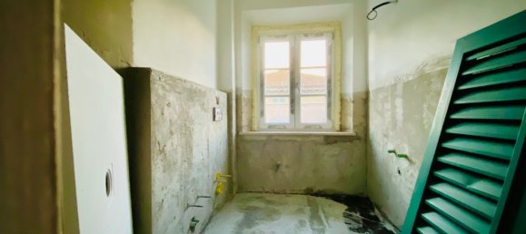 4 rooms Apartment in Capannori, Italy No. 42682 2