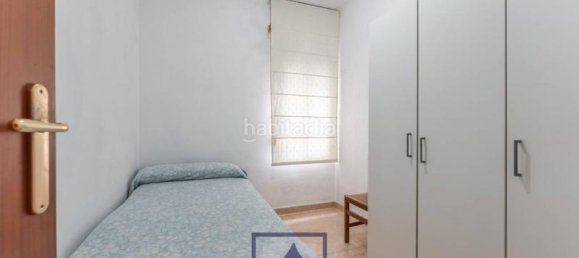 Apartamento de 3 dormitorios en La Llagosta, Spain No. 171076 2