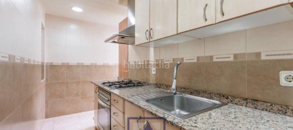 Apartamento de 3 dormitorios en La Llagosta, Spain No. 171076 14