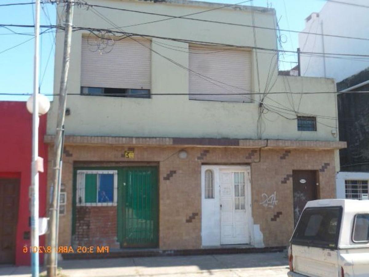2 bedrooms Apartment in Malvinas Argentinas, Argentina No. 18100