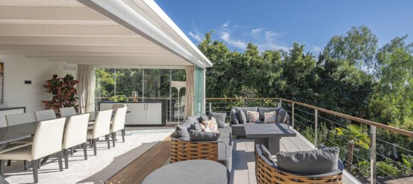 5 bedrooms Villa in Marbella, Spain No. 41232 37