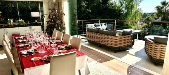 5 bedrooms Villa in Marbella, Spain No. 41232 39