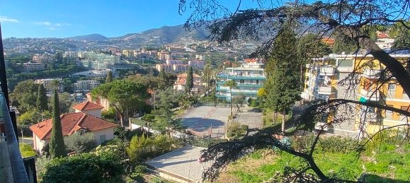 3 bedrooms Apartment in Sanremo, Italy No. 348278 2