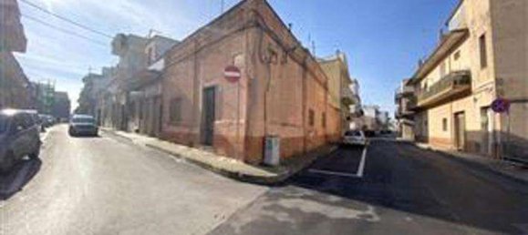 3 rooms Apartment in Latiano, Italy No. 180937 2