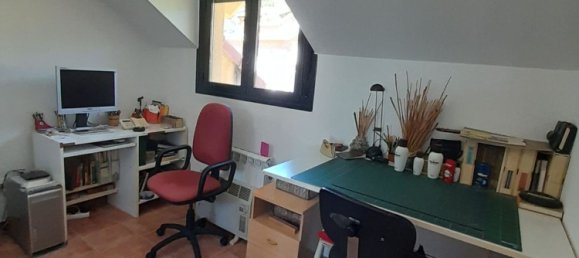 2 Schlafzimmer Doppelhaus in Madrid, Spain, Nr. 156113 6