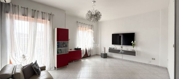 4 bedrooms Apartment in Salerno, Italy No. 334304 3