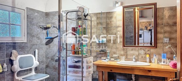 4 bedrooms House in Peumerit, France No. 203719 5