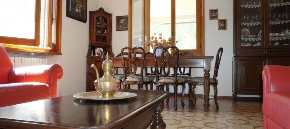 Casa de 6 habitaciónes en Torrile, Italy No. 236258 13