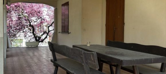 Casa de 6 habitaciónes en Torrile, Italy No. 236258 5