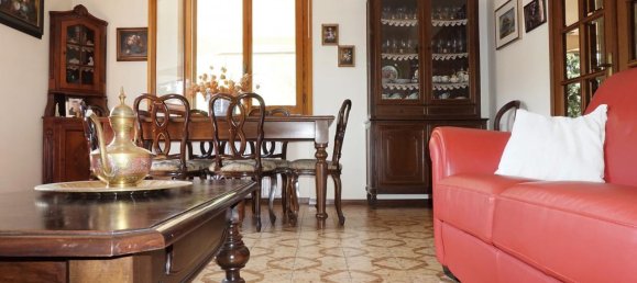 Casa de 6 habitaciónes en Torrile, Italy No. 236258 15