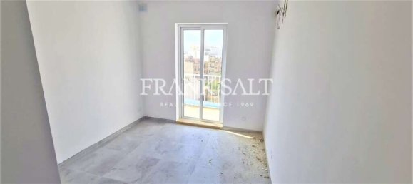 3 bedrooms Penthouse in Swieqi, Malta No. 4873 7