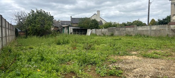 Land in Plesder, France No. 278524 3
