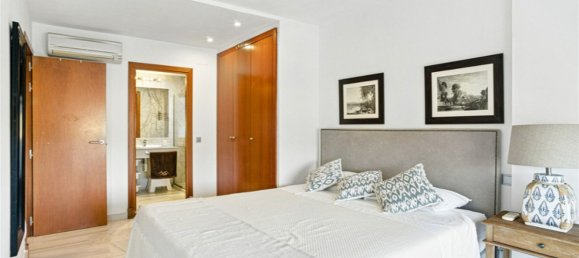 3 bedrooms Apartment in Benahavis, Spain No. 133806 11