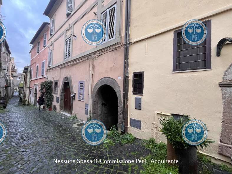 4 rooms Apartment in Genazzano, Italy No. 283853