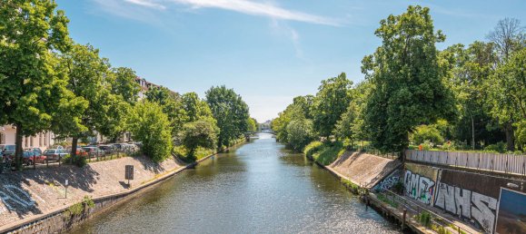 Здание с 2 комнатами в Нойкёльн, Германия № 111443 4
