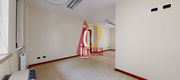 Bureau à San Giuliano Milanese, Italy 80m² No. 381421 15