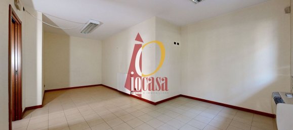 Bureau à San Giuliano Milanese, Italy 80m² No. 381421 12