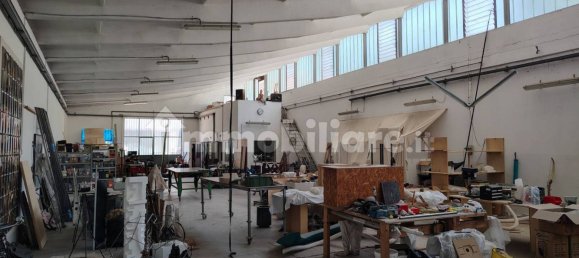 312m² Warehouse in Marzabotto, Italy No. 314952 3
