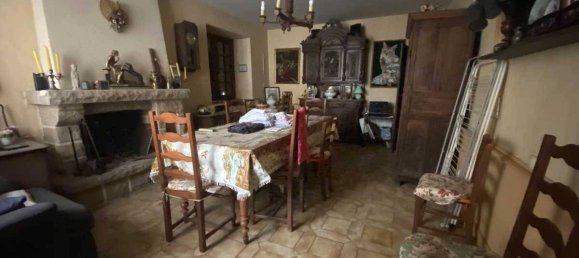 Casa de 3 dormitorios en Sille-le-Guillaume, France No. 198440 5