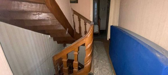 Casa de 3 dormitorios en Sille-le-Guillaume, France No. 198440 8