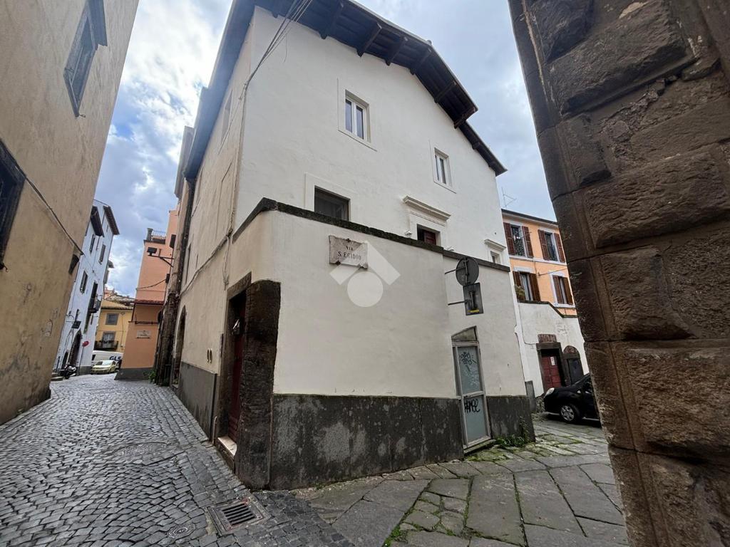 1 bedroom Garage in Viterbo, Italy No. 155605