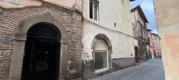 1 bedroom Garage in Viterbo, Italy No. 155605 5
