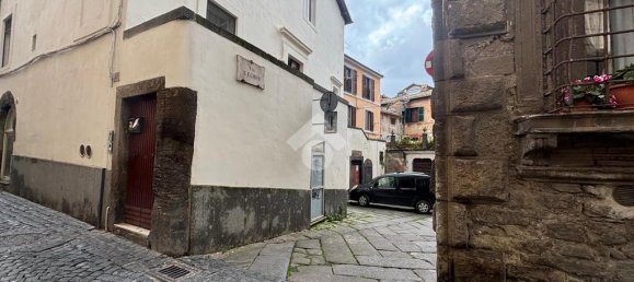 1 bedroom Garage in Viterbo, Italy No. 155605 6