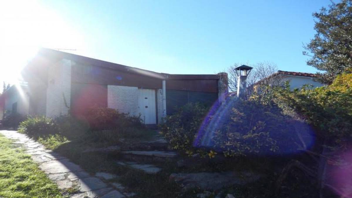 2 bedrooms House in Quilmes, Argentina No. 13507