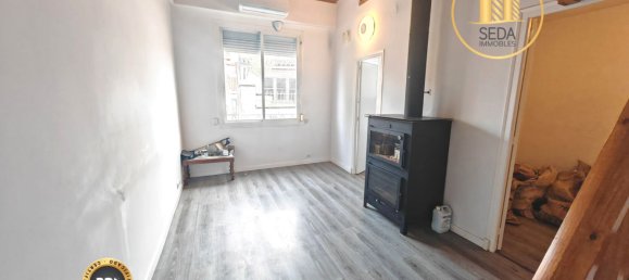 3 bedrooms Apartment in Terrassa, Spain No. 136476 2