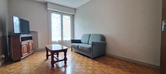 2 bedrooms Apartment in Saint-Apollinaire, France No. 258330 3