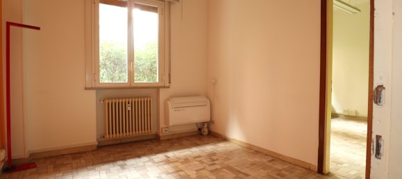 3 rooms Office in Bologna, Italy No. 135818 5