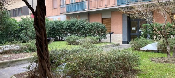 3 rooms Office in Bologna, Italy No. 135818 18