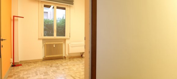3 rooms Office in Bologna, Italy No. 135818 8