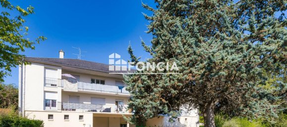 3 bedrooms Apartment in Amilly, France No. 251928 3