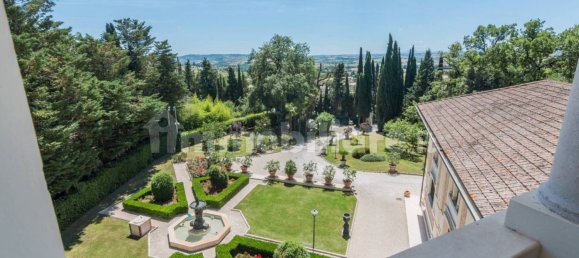 Villa de 11 dormitorios en Treia, Italy No. 63544 28