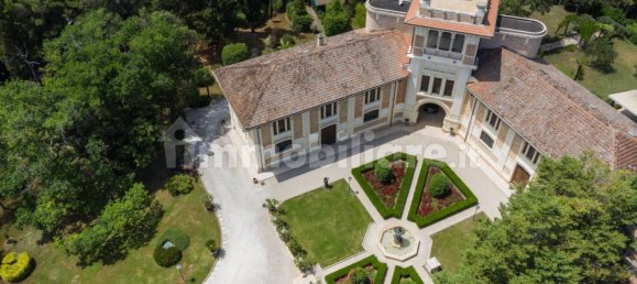 Villa de 11 dormitorios en Treia, Italy No. 63544 45