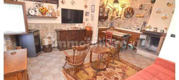 Casa de 2 dormitorios en Monsummano Terme, Italy No. 350995 10