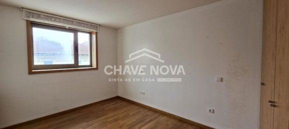 Квартира с 4 спальнями в Матозиньюш, Португалия № 32257 7