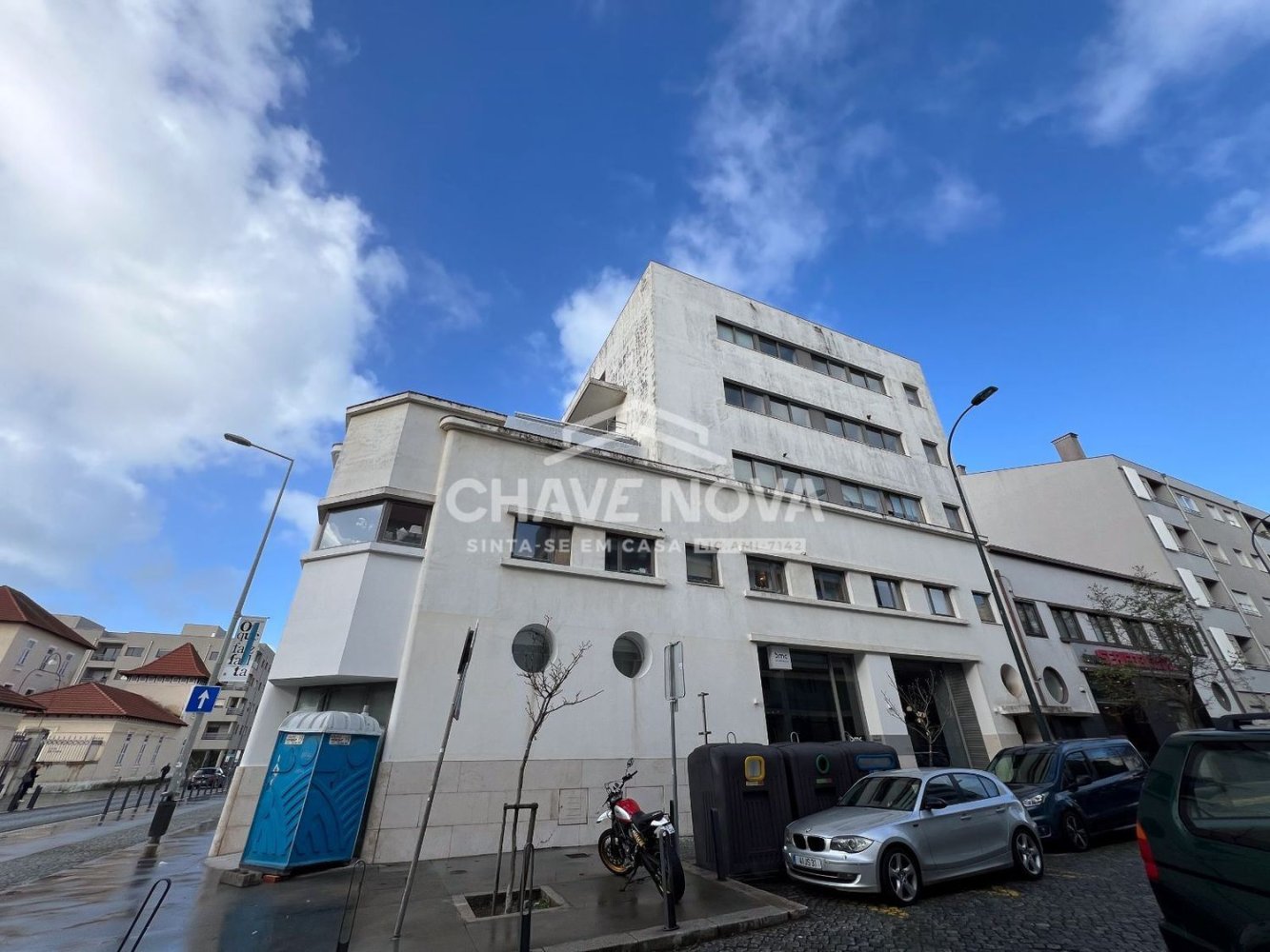 Квартира с 4 спальнями в Матозиньюш, Португалия № 32257