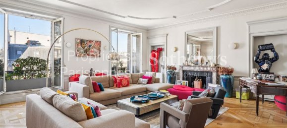 5 bedrooms Apartment in Paris, France No. 351611 2