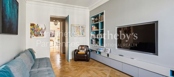 5 bedrooms Apartment in Paris, France No. 351611 11