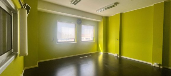 530m² Warehouse in Rome, Italy No. 320483 10