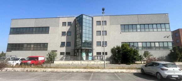 530m² Warehouse in Rome, Italy No. 320483 18
