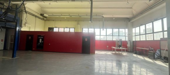 530m² Warehouse in Rome, Italy No. 320483 14