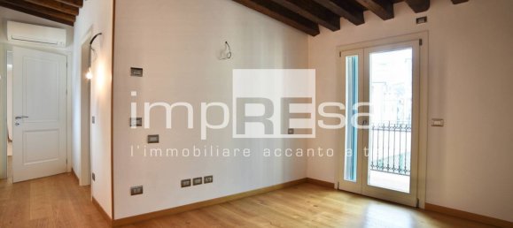 6-Zimmer Doppelhaus in Treviso, Italy, Nr. 278423 7