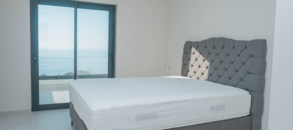 Villa 4+1 in Oludeniz, Turkey No. 5389 3